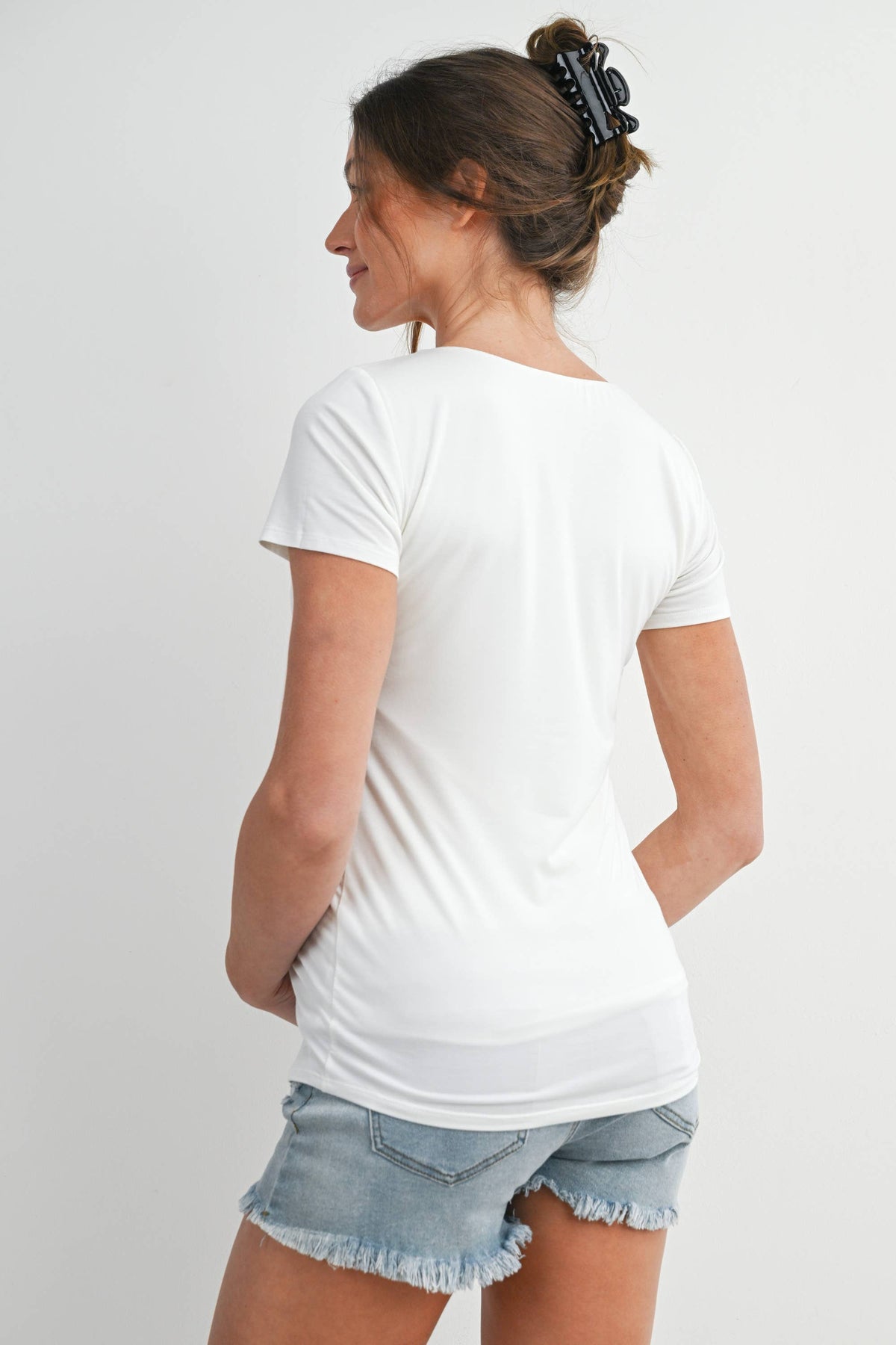 Short Sleeve Scoop Neck Maternity Knit T-Shirt