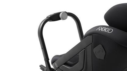 Axkid One3 Convertable Car Seat