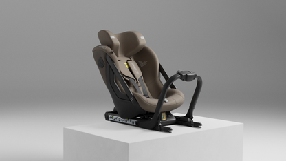 Axkid One3 Convertable Car Seat