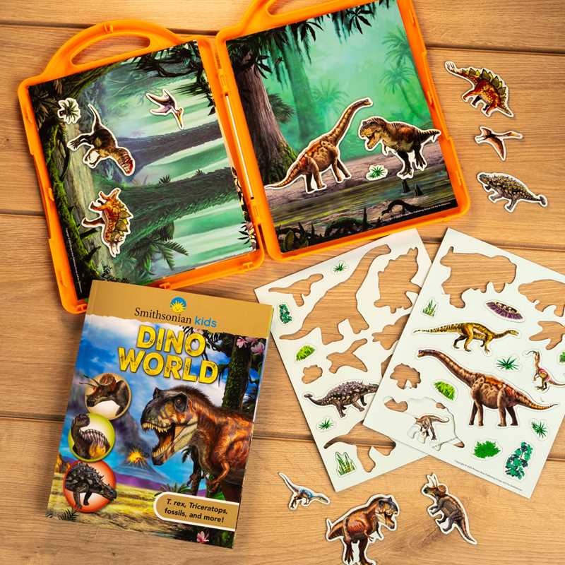 DinoWorld Book and Magnetic Play Set