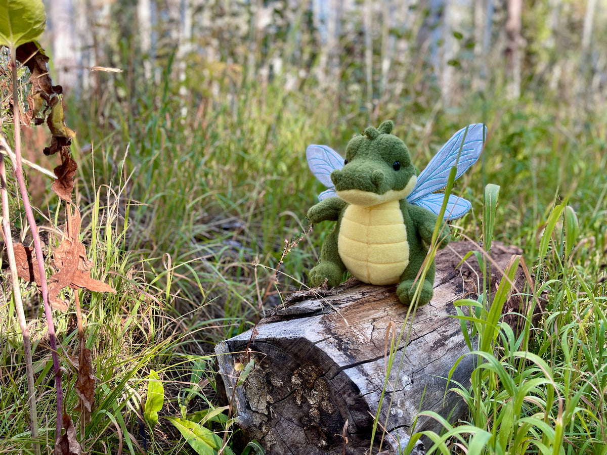 Aligator Fly Fantasy Plush 11"