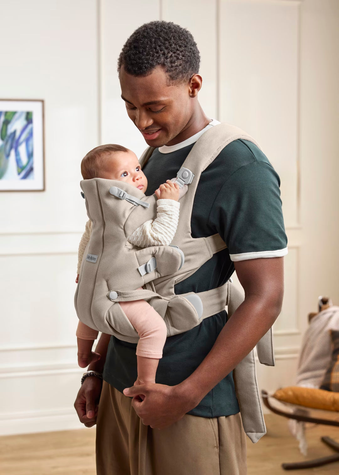 BabyBjorn Baby Carrier Hold
